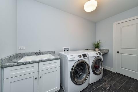 812 N Scott St, Wheaton, IL 60187 photo 24