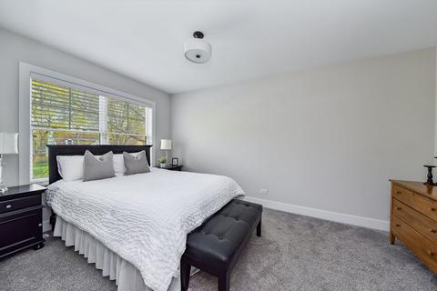 812 N Scott St, Wheaton, IL 60187 photo 22