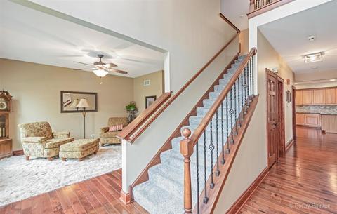5270 Birch Bark Dr, Hoffman Estates, IL 60192 photo 7