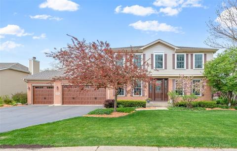 5270 Birch Bark Dr, Hoffman Estates, IL 60192 photo 1
