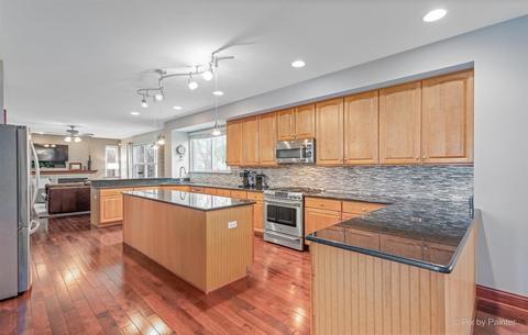5270 Birch Bark Dr, Hoffman Estates, IL 60192 photo 13