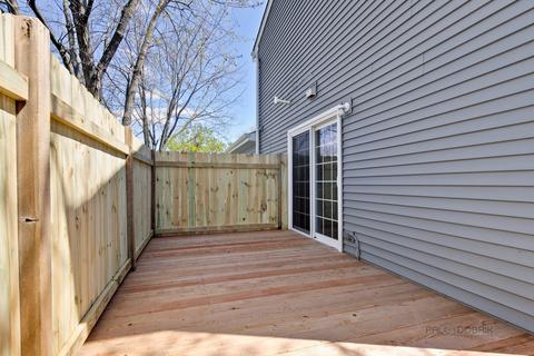 540 Middleton Dr, Roselle, IL 60172 photo 22
