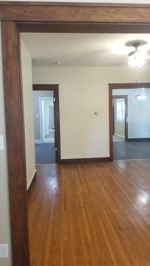 476 Stella St, Elgin, IL 60120 photo 3