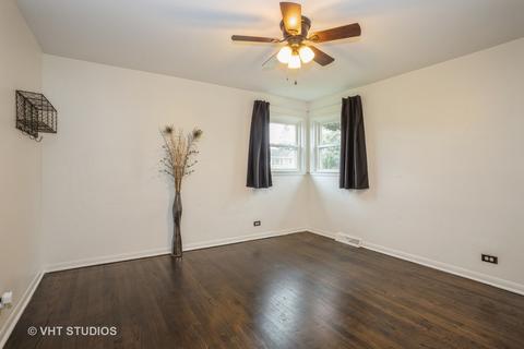 445 Dover Dr, Des Plaines, IL 60018 photo 12