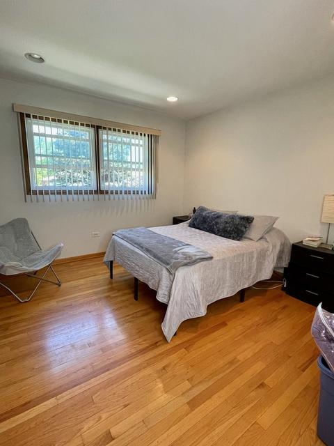306 Bellaire Ave, Des Plaines, IL 60016 photo 14