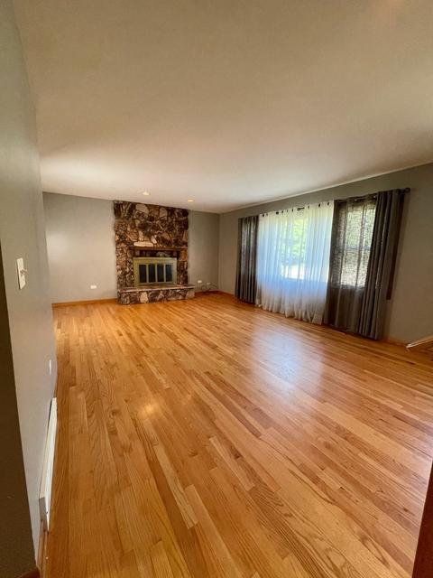 306 Bellaire Ave, Des Plaines, IL 60016 photo 6