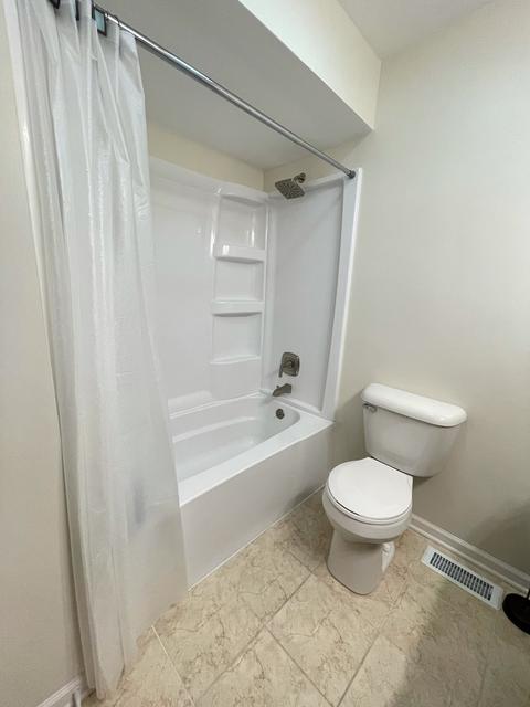 306 Bellaire Ave, Des Plaines, IL 60016 photo 12