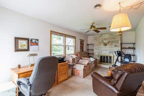 17 Plum Ct, Sleepy Hollow, IL 60118 photo 5