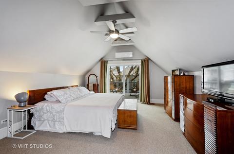1240 W Nelson St, Chicago, IL 60657 photo 9