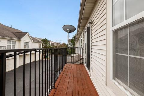 690 Mill Cir #204, Wheeling, IL 60090 photo 20