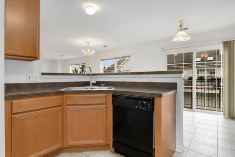 690 Mill Cir #204, Wheeling, IL 60090 photo 10