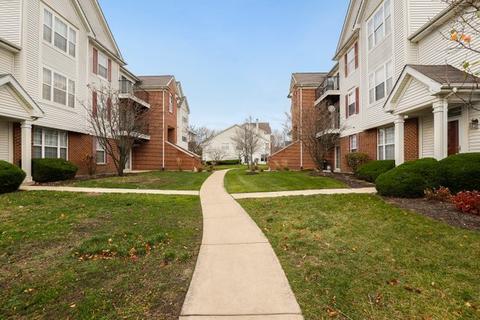 690 Mill Cir #204, Wheeling, IL 60090 photo 22