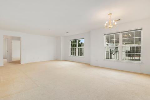 690 Mill Cir #204, Wheeling, IL 60090 photo 3