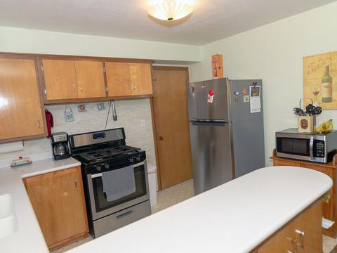202 S Church St, Thomasboro, IL 61878 photo 7