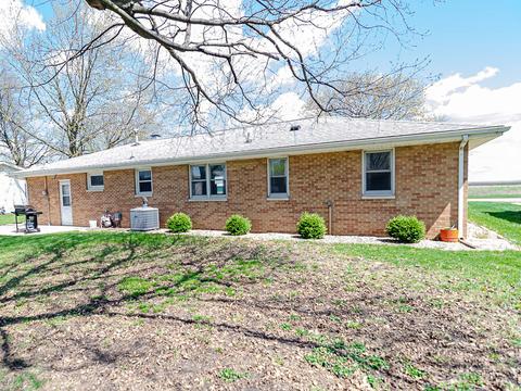 202 S Church St, Thomasboro, IL 61878 photo 42