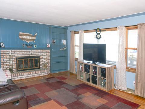 202 S Church St, Thomasboro, IL 61878 photo 15