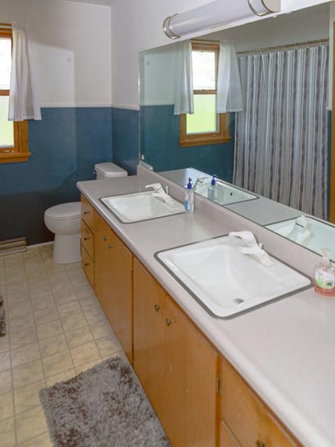 202 S Church St, Thomasboro, IL 61878 photo 32