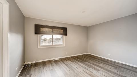 4400 Bayside Cir, Hoffman Estates, IL 60192 photo 13
