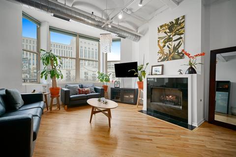 500 S Clinton St #302, Chicago, IL 60607 photo 5