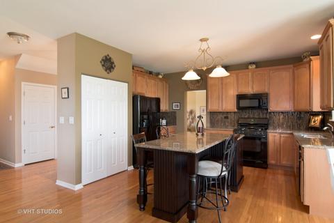 407 Hackney Ln, Oswego, IL 60543 photo 5