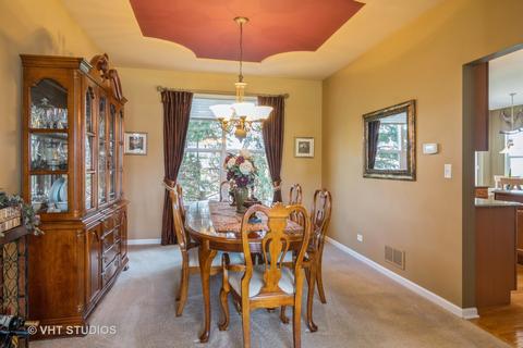 407 Hackney Ln, Oswego, IL 60543 photo 9