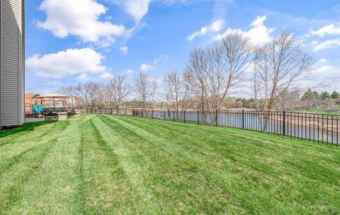 10 Benton Ct, Algonquin, IL 60102 photo 5