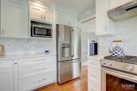 2 S466 White Birch Ln, Wheaton, IL 60189 photo 5