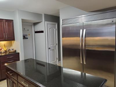 1025 Bentley Ln, Bartlett, IL 60103 photo 4