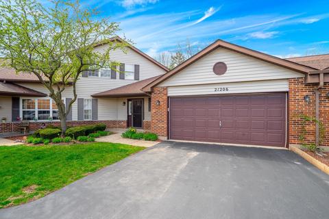 21206 Silktree Cir, Plainfield, IL 60544 photo 1
