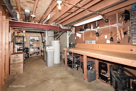 810 Old Oak Cir, Algonquin, IL 60102 photo 22