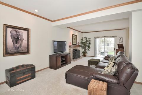 810 Old Oak Cir, Algonquin, IL 60102 photo 6