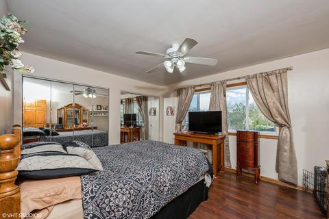 765 Hunter Dr, Roselle, IL 60172 photo 6