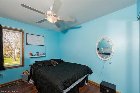 765 Hunter Dr, Roselle, IL 60172 photo 7