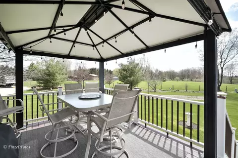 9 N240 Tamara Dr, Elgin, IL 60124 photo 18