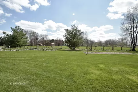 9 N240 Tamara Dr, Elgin, IL 60124 photo 25