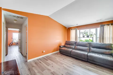 1000 Radclyffe Ct #D, Elgin, IL 60120 photo 13