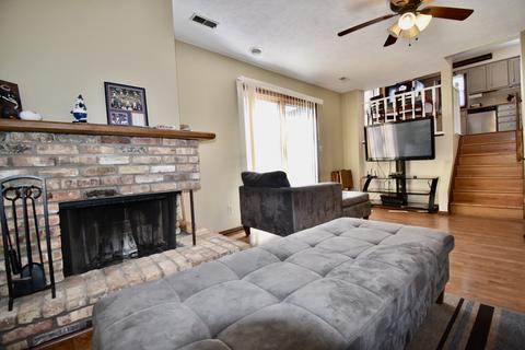 1306 Challis Dr, Bloomington, IL 61704 photo 9