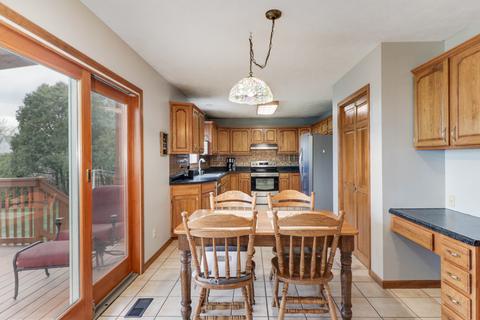1613 Ensign Dr, Normal, IL 61761 photo 12
