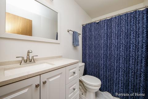 620 Mallard Ct #D2, Bartlett, IL 60103 photo 12