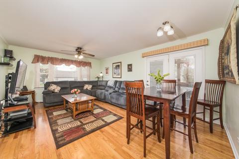 2079 Chase Ave, Des Plaines, IL 60018 photo 11