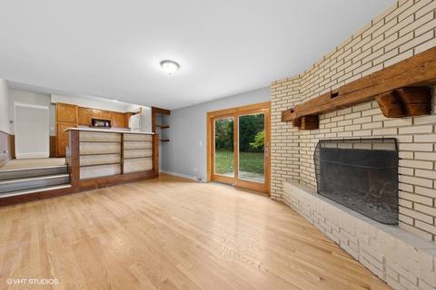 308 E 11th Ave, Naperville, IL 60563 photo 6