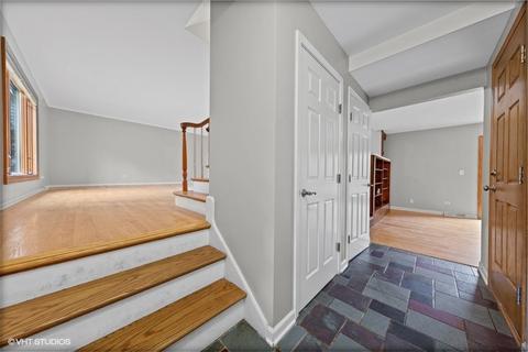 308 E 11th Ave, Naperville, IL 60563 photo 17
