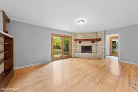 308 E 11th Ave, Naperville, IL 60563 photo 5