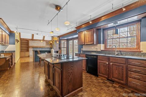 733 Buckingham Ct, Wheaton, IL 60189 photo 13
