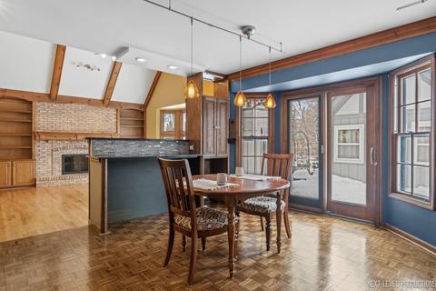 733 Buckingham Ct, Wheaton, IL 60189 photo 16