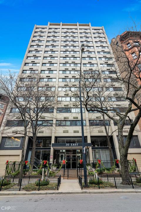 30 E Division St #6C, Chicago, IL 60610 photo 17