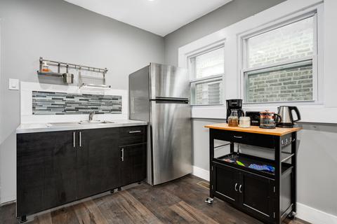 7724 S Drexel Ave, Chicago, IL 60619 photo 9