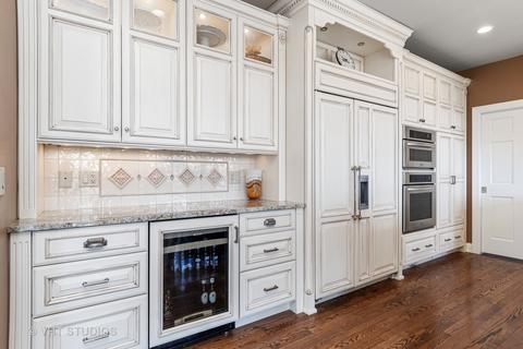 3416 White Eagle Dr, Naperville, IL 60564 photo 7