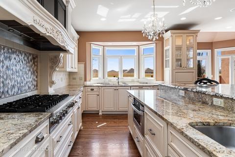 3416 White Eagle Dr, Naperville, IL 60564 photo 8