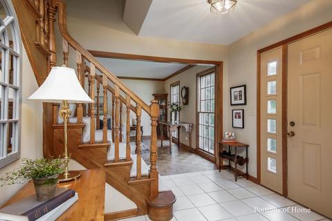 2126 Aberdeen Ct, Wheaton, IL 60189 photo 4